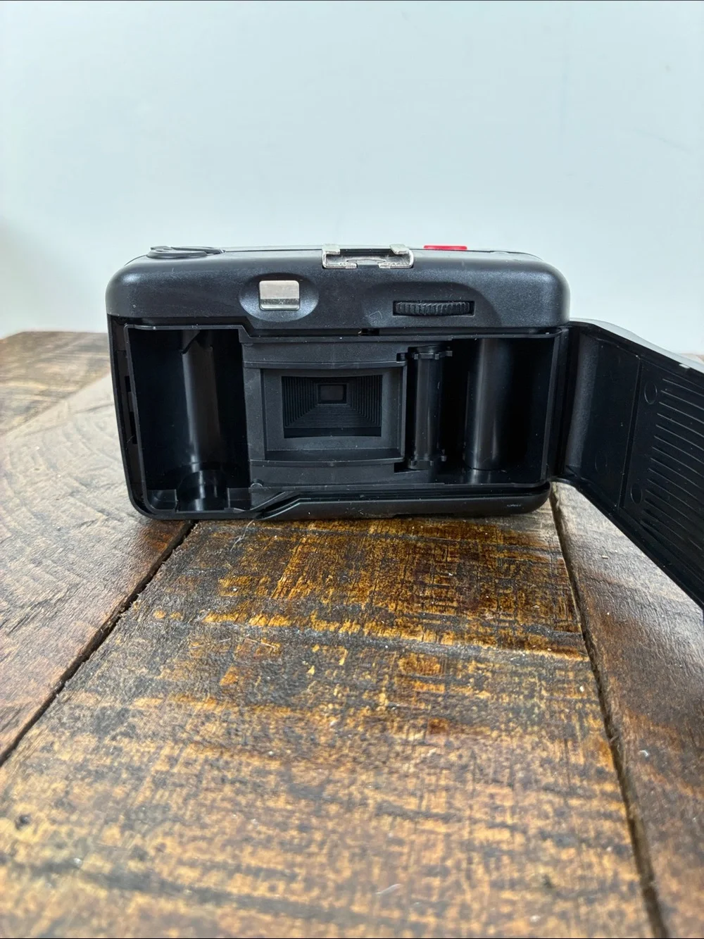Vivitar ic 100